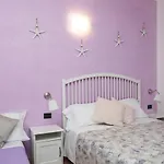 Casa de hóspedes Stella Marina 4*